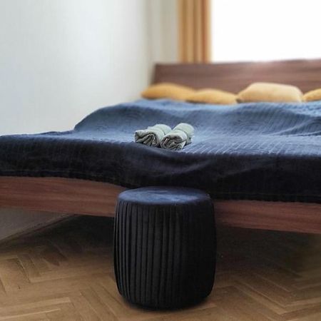 Apartment Green House - Old Town Bratislava Bagian luar foto